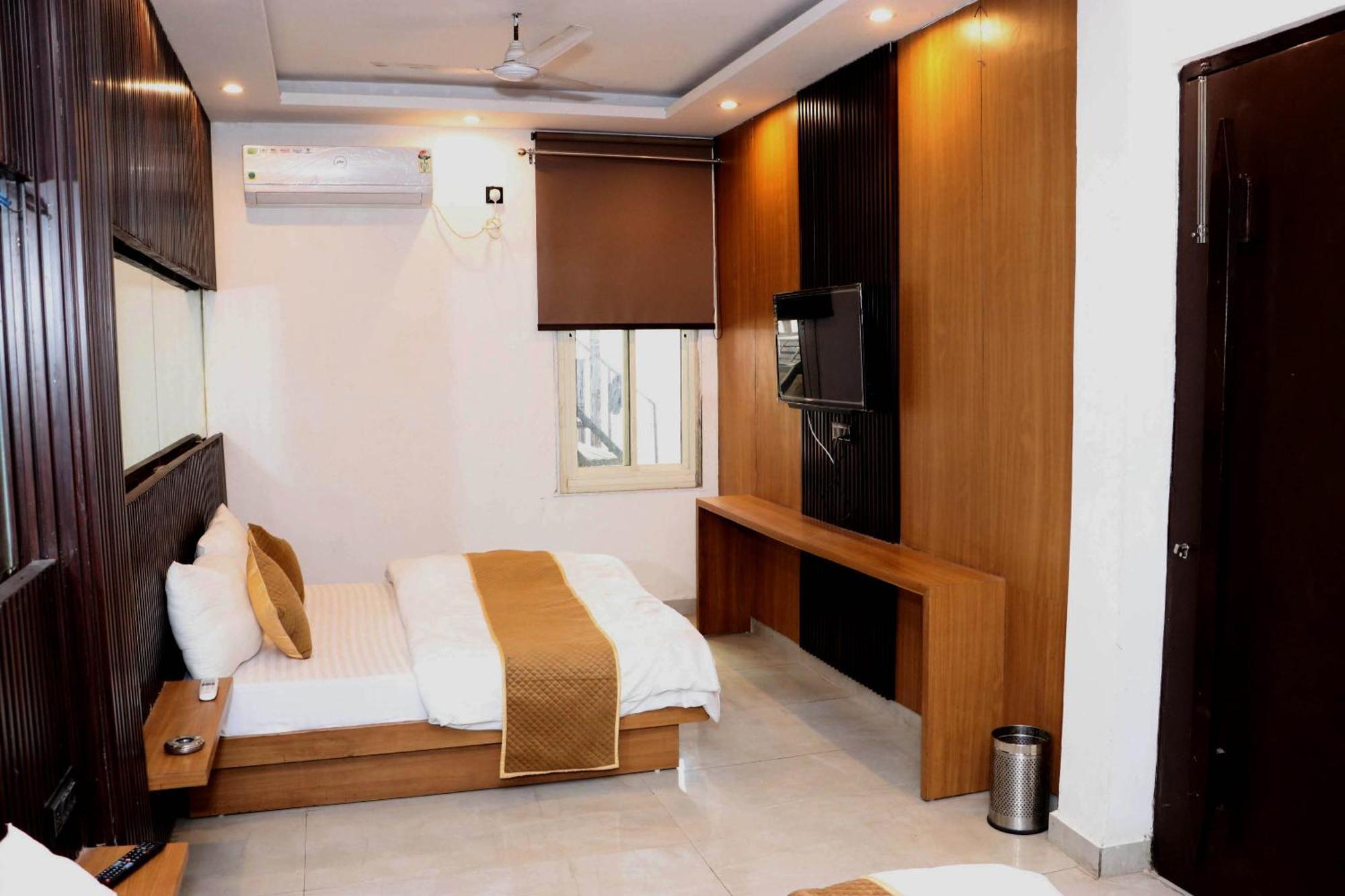 Bunk Hostel Delhi Best Backpacking Accommodation 뉴델리 외부 사진